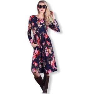 Floral Long Sleeve Knee Length Dress Size Small New Summer Spring Fall Pockets